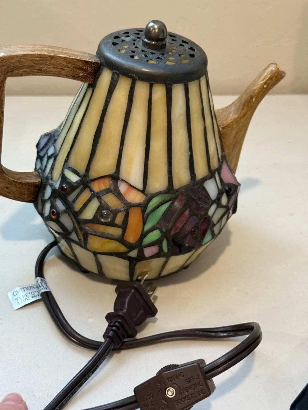 Vintage Tiffany Style Teapot Lamp Stained Glass Table Accent Lamp ~6.5”H Grandma
